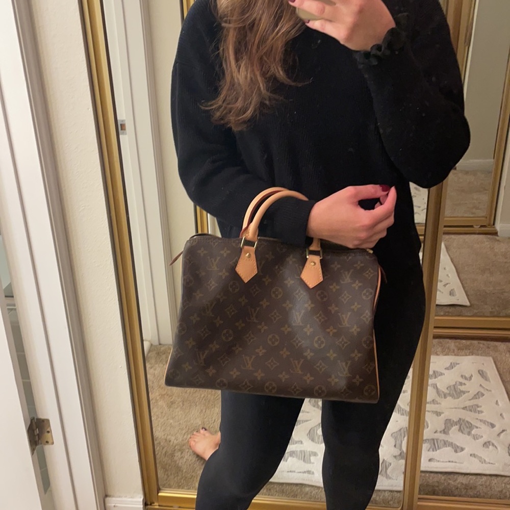 Louis Vuitton Speedy 35